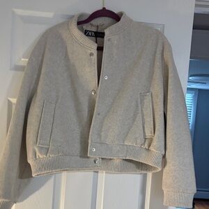 Zara Women's Beige Bomber Jacket